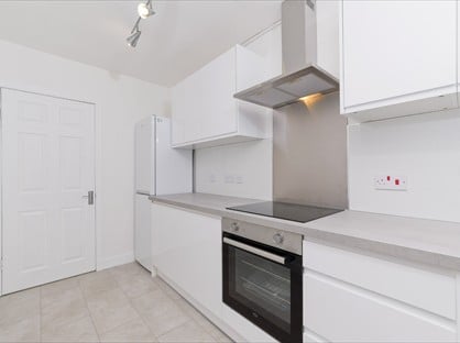 2 Bed Flat, Abbey Square, AB11