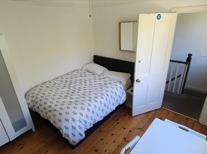 Room in a Shared House, Buckhold Road, SW18