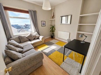 1 Bed Flat, Constitution Hill, SA1
