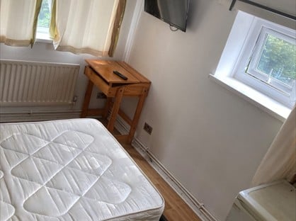 Room in a Shared House, Tildesley Road, SW15