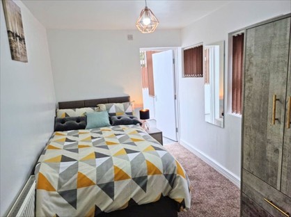 Room in a Shared House, Bearwood Road, B66