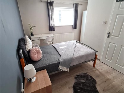 Room in a Shared House, Greenwood Road, S9