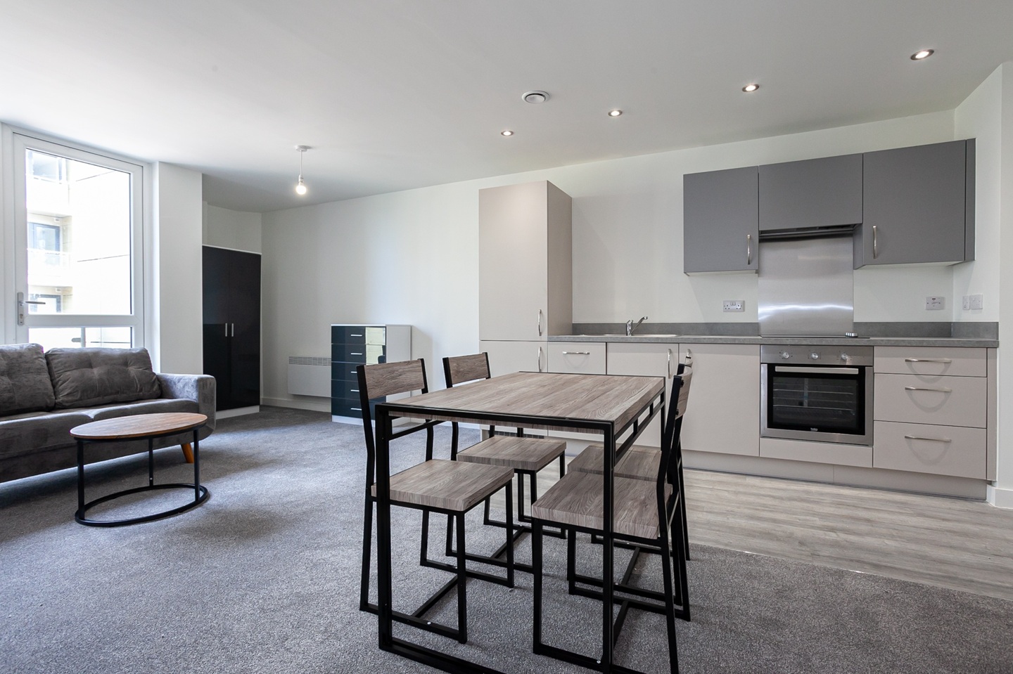 Studio Flat, Adelphi St, M3 photo 4