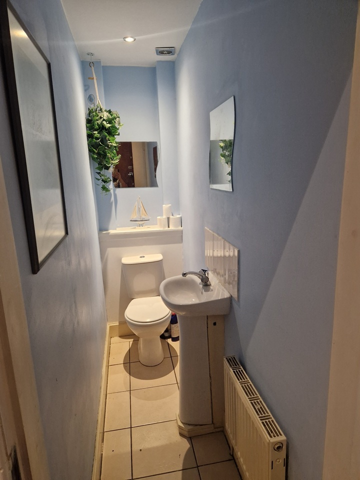 Room in a Shared Flat, Albert St, EH7 photo 4