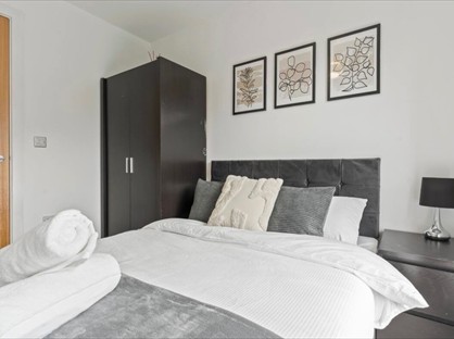 3 Bed Terraced House, Bristol Road, B5
