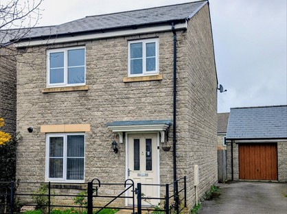3 bed detached house for rent in 3 Bed Detached House, Cowleaze, SN5