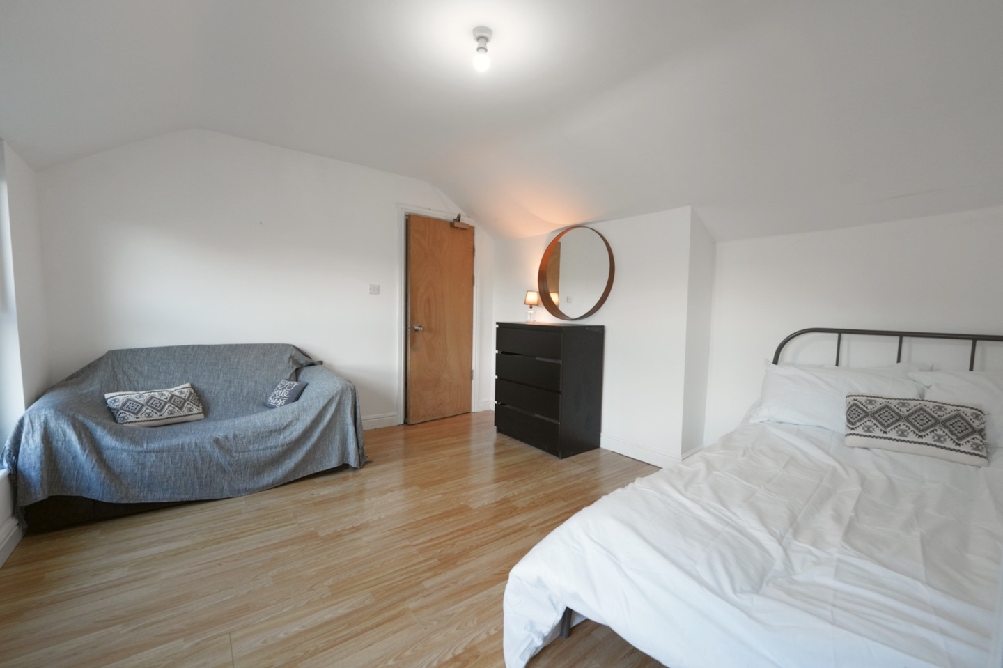 Room in a Shared Flat, Whitechapel, E1 photo 5