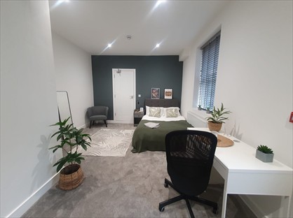 6 Bed Terraced House, London Road, DE24