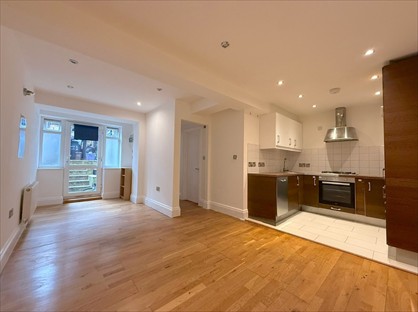 1 Bed Flat, Arthur Road, SW19