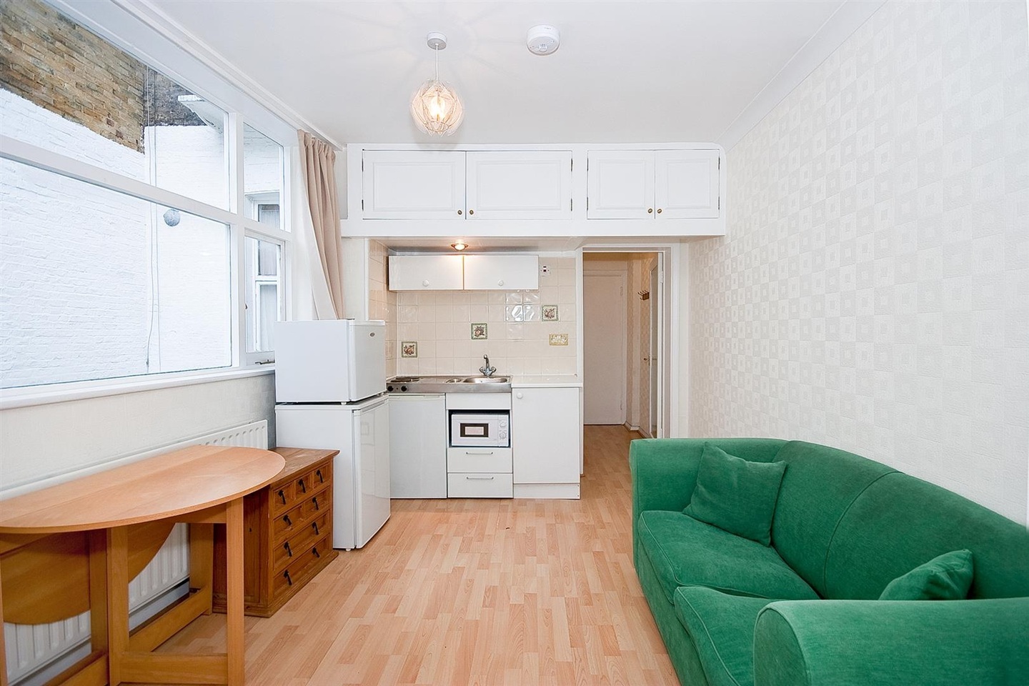 Studio Flat, Gloucester Terrace, W2 photo 5