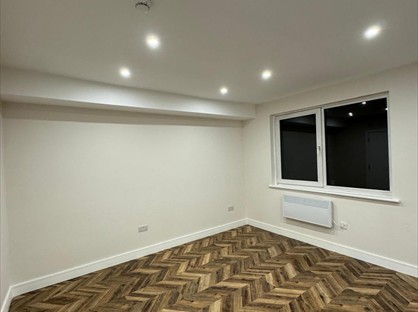 Studio Flat, Tolworth Rise North, KT5