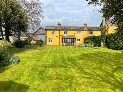 2 Bed Semi-Detached House, Broadclyst, EX5
