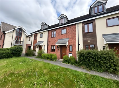3 Bed Terraced House, Poppy Avenue, MK10