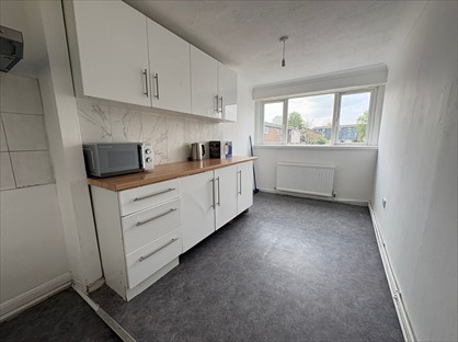 3 Bed Terraced House, Bretton, PE3