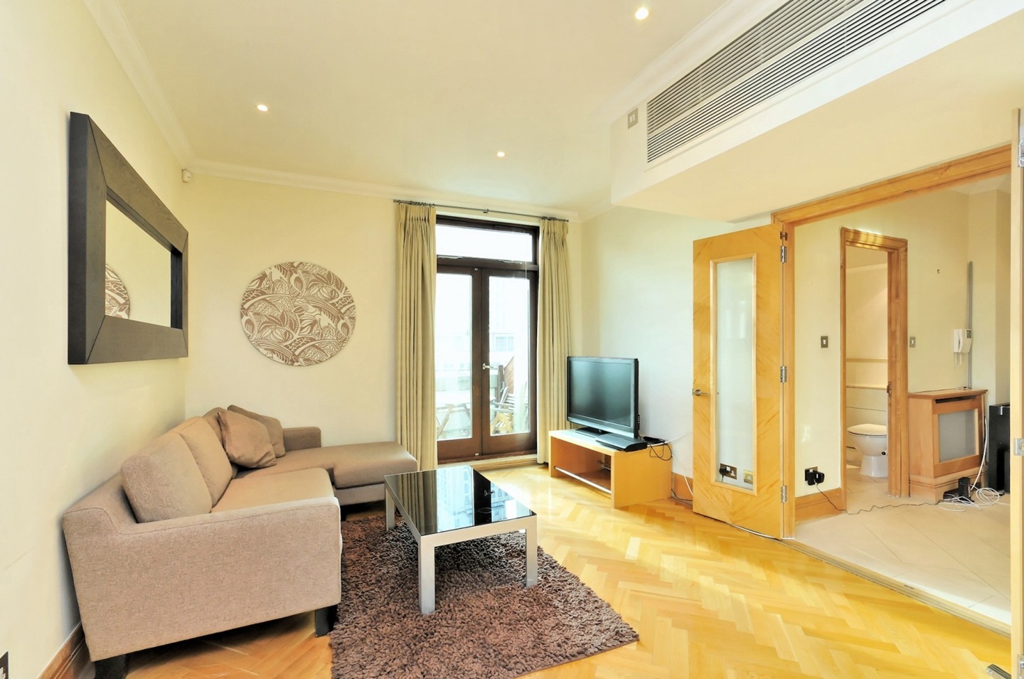 Additional image 5 of 2 Bed Penthouse, Belvedere Road, SE1, N1 7GU