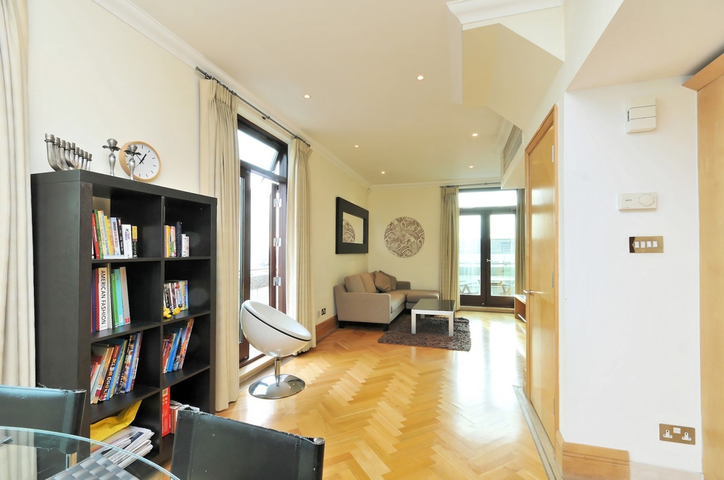 Additional image 4 of 2 Bed Penthouse, Belvedere Road, SE1, N1 7GU