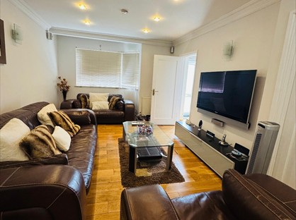 3 Bed End Terrace, Rannock Avenue, NW9