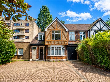 4 Bed Flat, Green Lanes, N4
