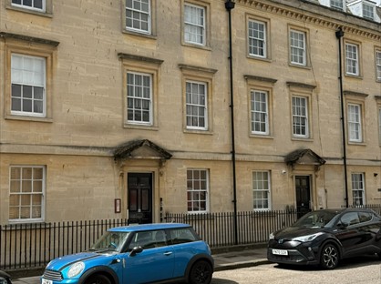 2 Bed Flat, New King St, BA1