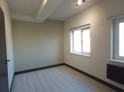 Studio Flat, Furzedown Drive, SW17