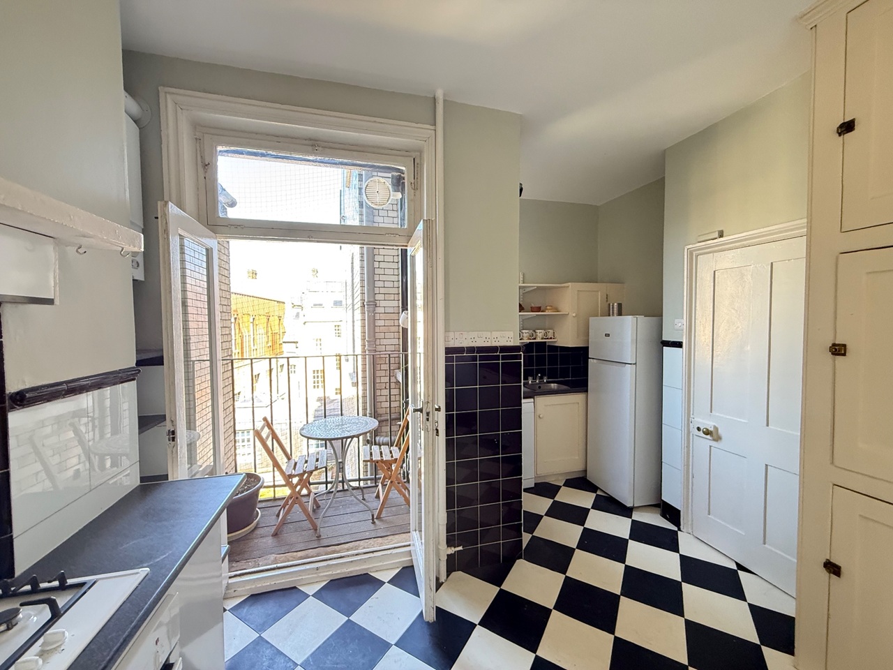 Room in a Shared Flat, Southampton Row, WC1B, N1 7GU