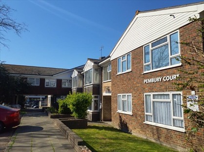 1 Bed Flat, Pembury Court, ME10