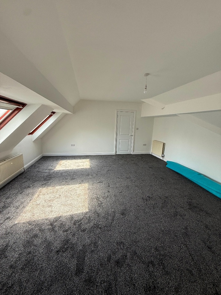 1 Bed Flat, Gilpin St, LS12 photo 3