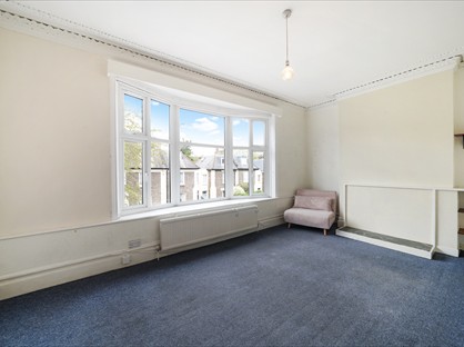 4 Bed Flat, Middle Lane, N8
