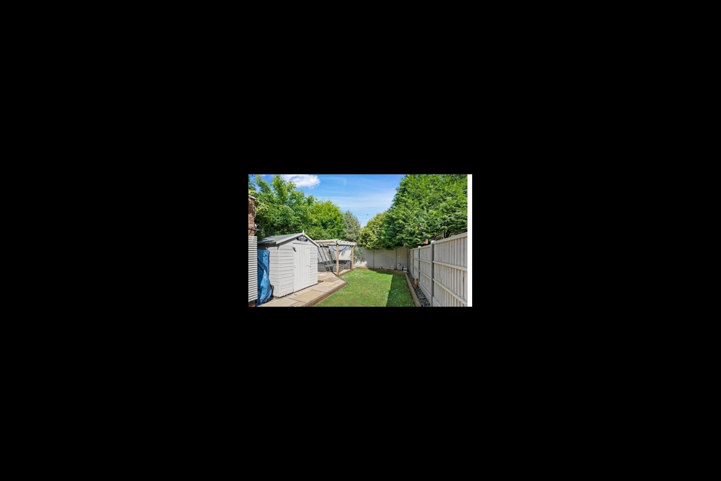 3 Bed Semi-Detached House, Fenside Avenue, CV3