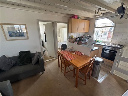3 Bed Flat, Mysore Road, SW11