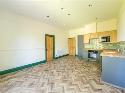 2 Bed Flat, Alma Road, BS8