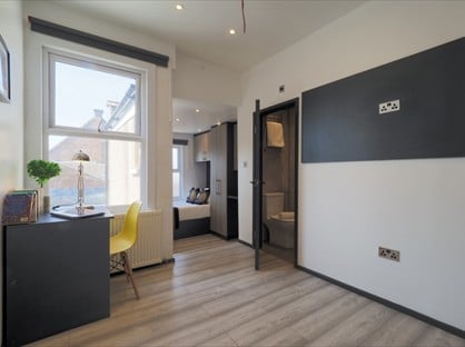 Room in a Shared Flat, Greenhill Road, HA1