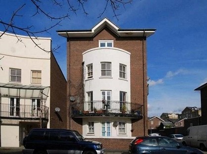 Room in a Shared Flat, Saunders Ness Road, E14