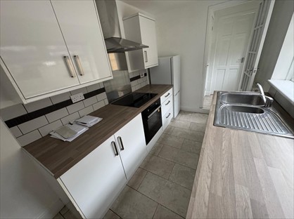 2 Bed Terraced House, Cliff St, ST6
