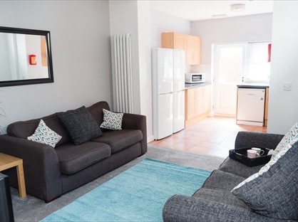 6 Bed End Terrace, Rosedale Road, S11