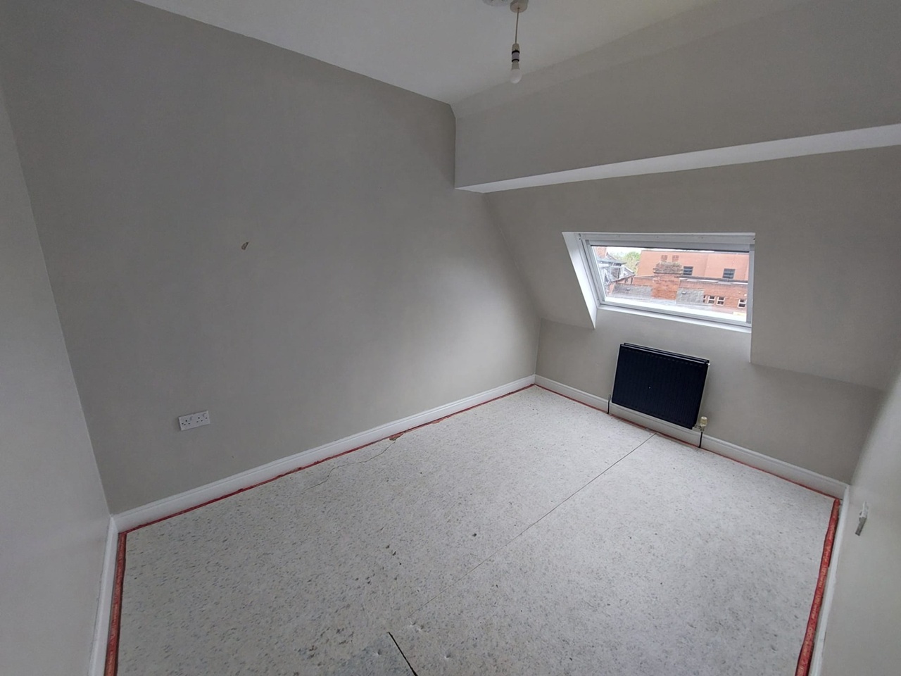 1 Bed Flat, Sholebroke Avenue, LS7 photo 5