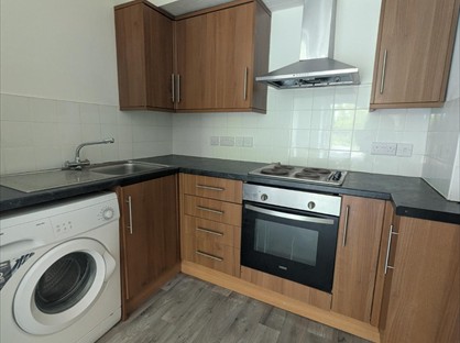 2 Bed Flat, North Road West, PL1
