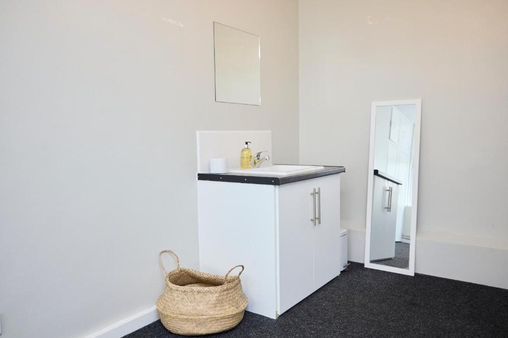 Additional image 5 of Room in a Shared House, Medway Street, SW1P, N1 7GU