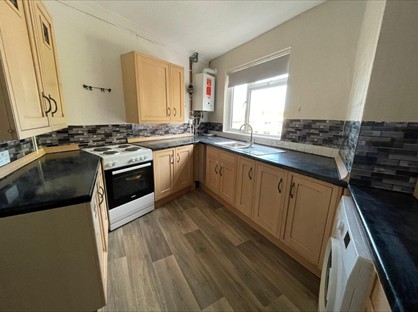 2 Bed Flat, Church Road, TW15