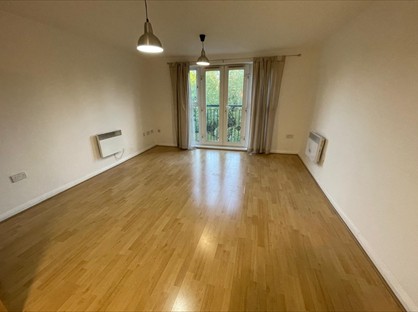 1 Bed Flat, Connaught Heights, UB10
