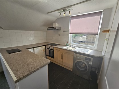1 Bed Flat, Ferry Road, TW11