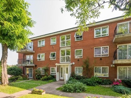 1 Bed Flat, Ascalon Court, SW2