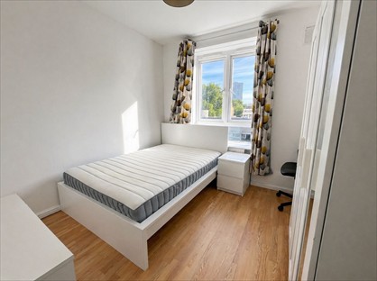 Room in a Shared Flat, Melcombe House, SW8