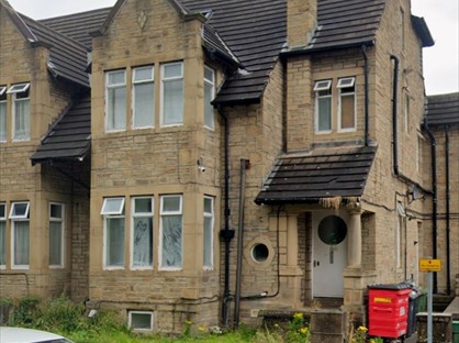 1 Bed Semi-Detached House, Wheathouse Road, HD2