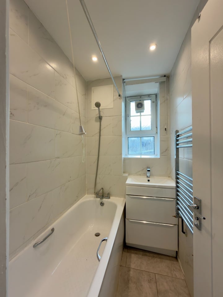 Room in a Shared Flat, Netherby House, SW8 photo 5
