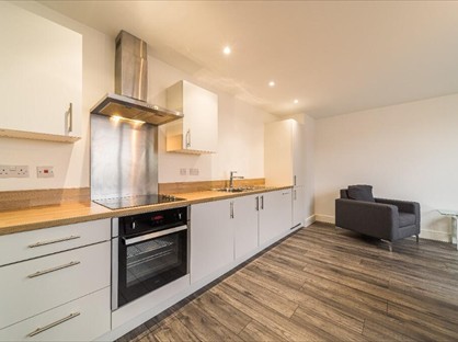 2 Bed Flat, Queen Street, S1