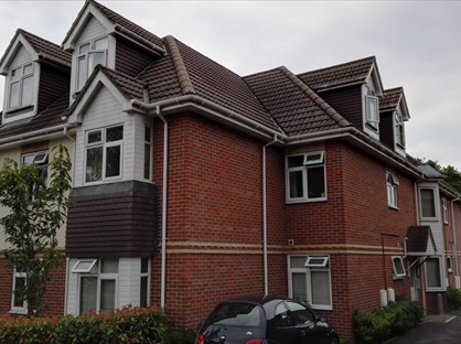 1 Bed Flat, Wimborne Road East, BH22