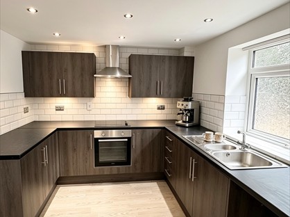 2 Bed Flat, Newport Road, CF3