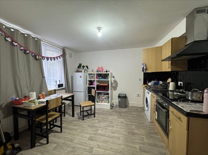 2 Bed Flat, Whitton, TW4