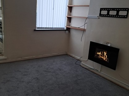 2 Bed Terraced House, Keelings Road, ST1